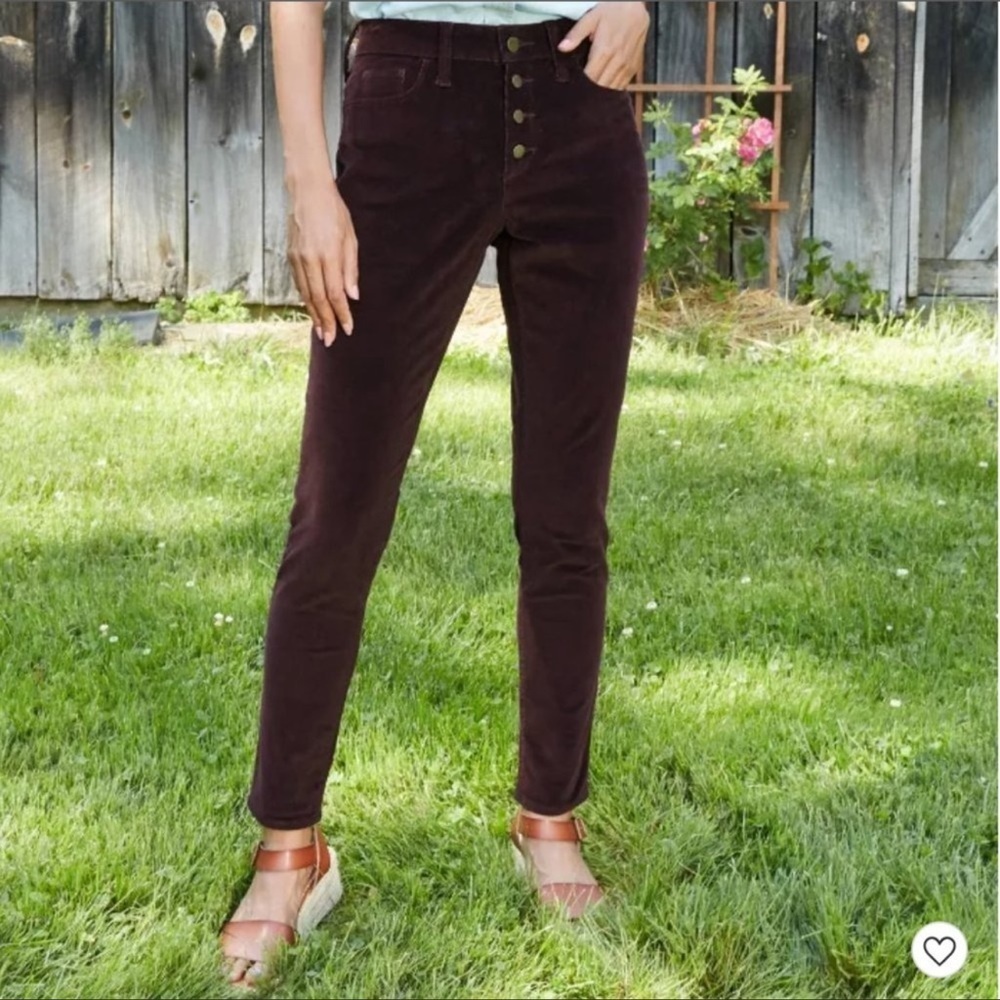 UNIVERSAL THREAD High Rise Corduroy Skinny Jeans Burgundy Size 2 Regular NEW